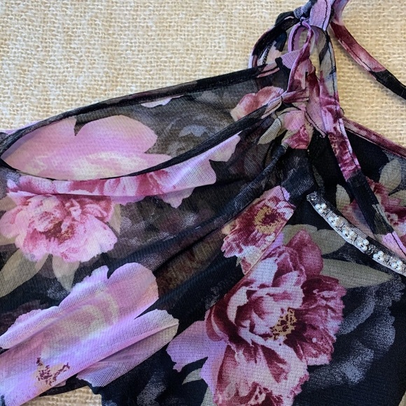 INC international concepts floral cold shoulder beaded neckline top size small - Picture 5 of 9